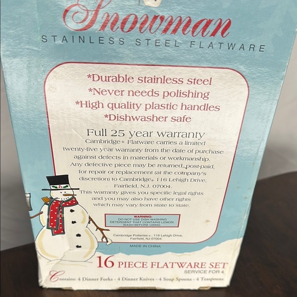 Cream Flatware‎ Set with Stainless Steel Utensils - Picture 2 of 5